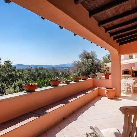 Glicine -historic Mediterranean Villa- Olbia