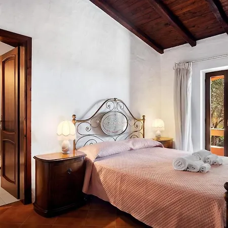 Apartment Glicine -historic Mediterranean Villa- *