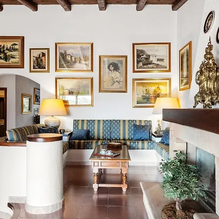 Glicine -historic Mediterranean Villa- Olbia