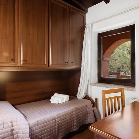 Glicine -historic Mediterranean Villa- Apartment