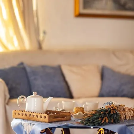 Glicine -historic Mediterranean Villa- Apartman